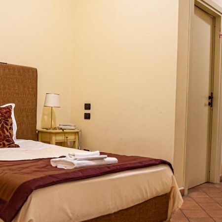 I Giardini Del Novecento Hotel Ламеция Терме Екстериор снимка