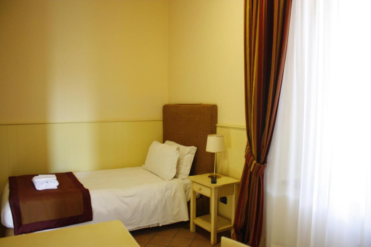 I Giardini Del Novecento Hotel Ламеция Терме Екстериор снимка
