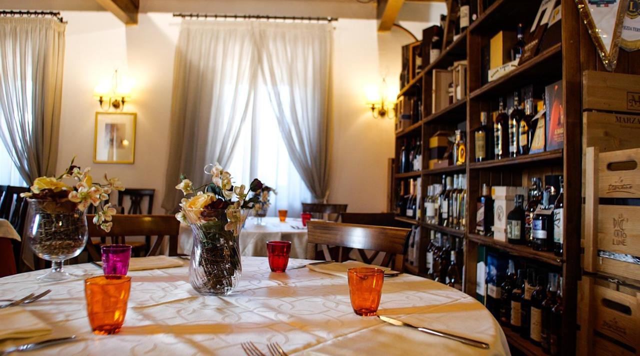 I Giardini Del Novecento Hotel Ламеция Терме Екстериор снимка