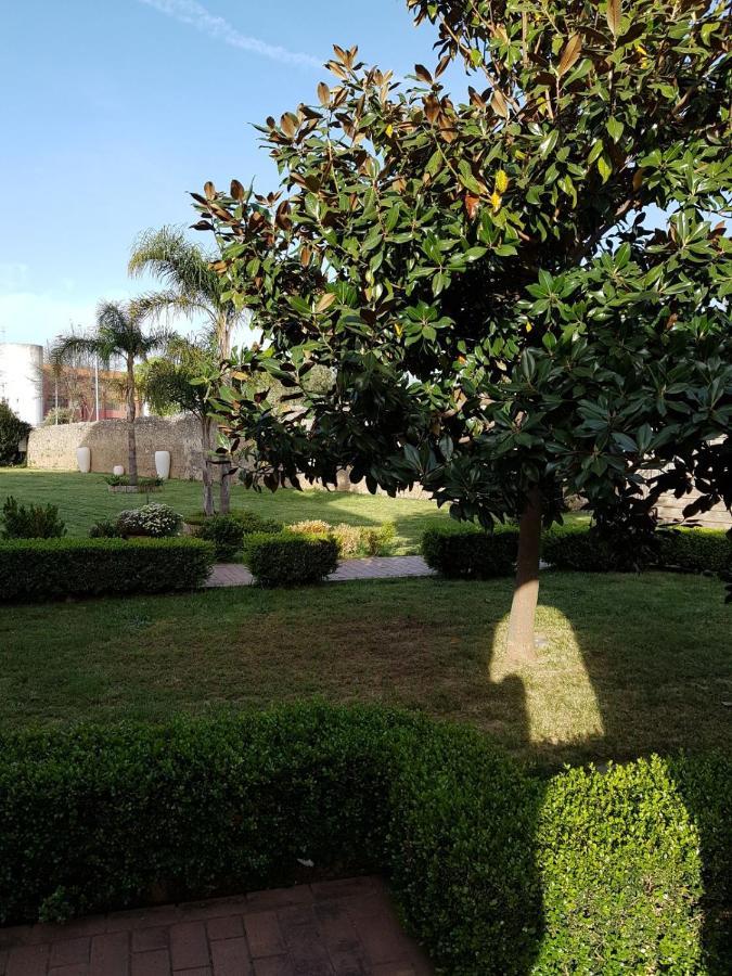 I Giardini Del Novecento Hotel Ламеция Терме Екстериор снимка